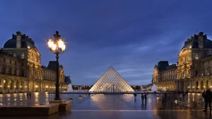 Louvre Heist: Thieves Steal Priceless Jewels in Bold Daylight Raid