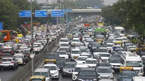 Delhi's Air Pollution Forces Work-from-Home Mandate