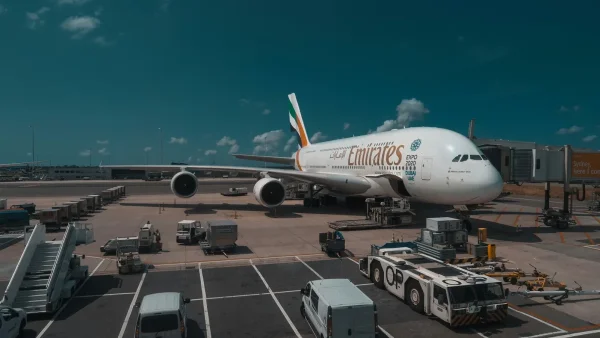 Emirates Partners with Starlink to Revolutionize Inflight Connectivity