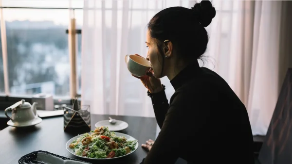 Mindful Eating: A Path to Improved Diabetes Control