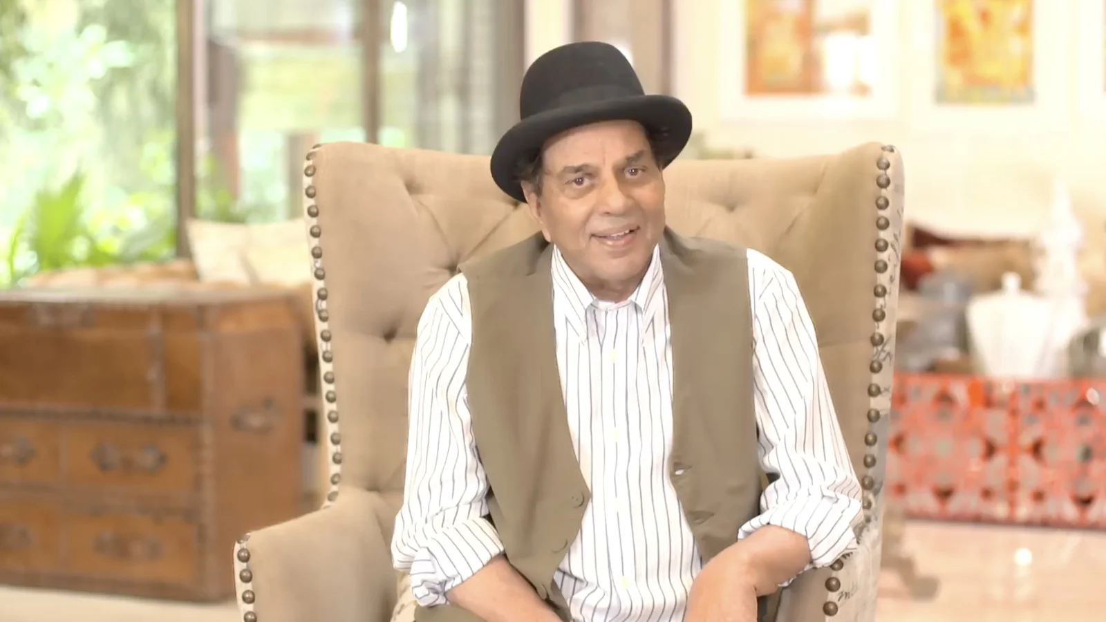 Remembering Dharmendra: Bollywood Mourns the Loss of a Legend
