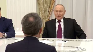 Russia, US talks in Moscow stall on Ukraine territory, NATO