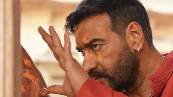 The 50: Ajay Devgn Denies Being The Lion in Farah Khan&rsquo;s Show with Singham Flair