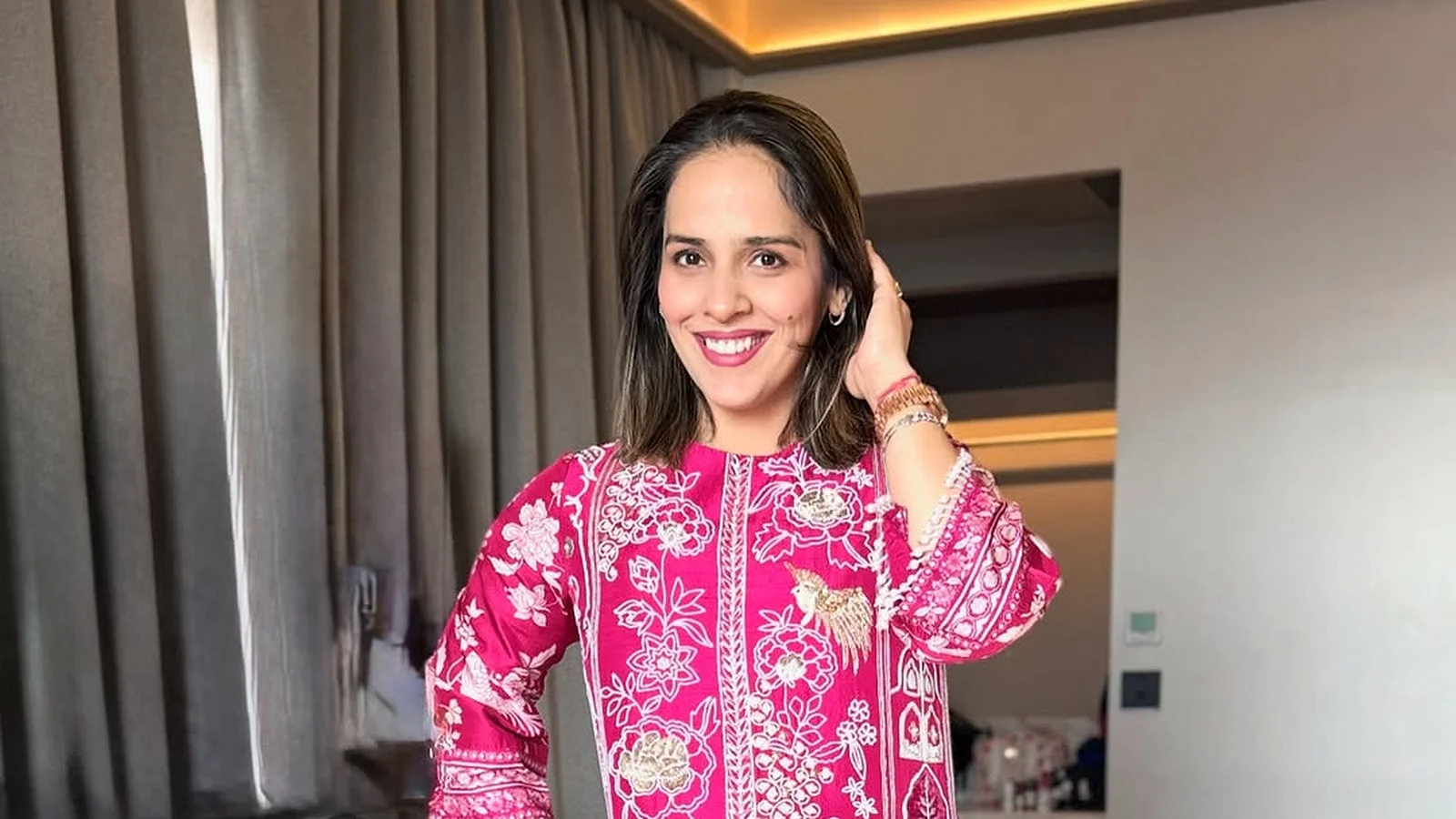 Tendulkar praises Nehwal as she retires due to injury