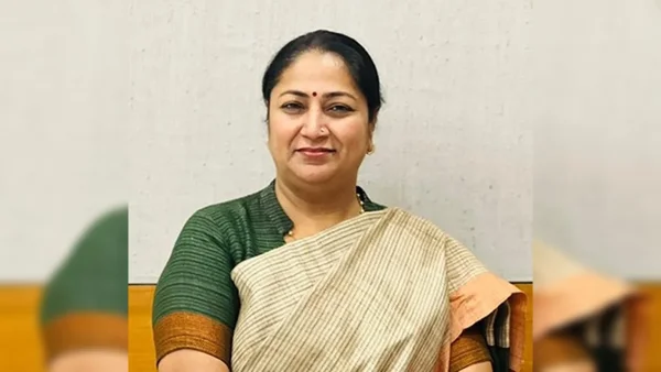 CM Rekha Gupta Orders Eight-Point Safety Directive Post Janakpuri Accident