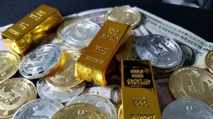 Gold and Silver Plunge 9% on MCX Amid Volatility
