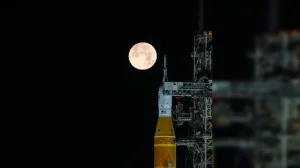 NASA Allows iPhones on Space Missions