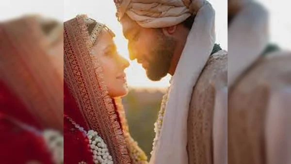 Vicky Kaushal Praises Katrina Kaif as a &lsquo;Warrior&rsquo; Through Pregnancy and Parenthood