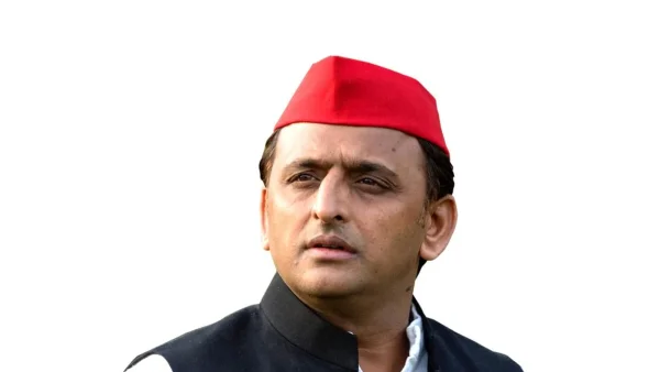 Akhilesh Yadav Criticizes Shirtless Protest by Youth Congress at AI Summit