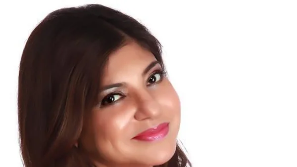 Alka Yagnik Faces Rare Hearing Disorder, Pauses Music Career