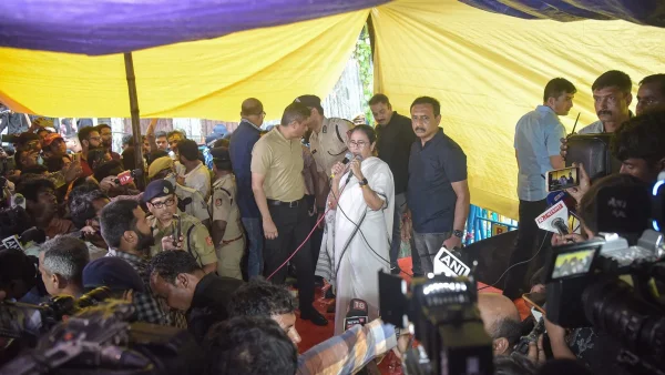 Mamata Banerjee Blames BJP for Raghunathganj Riot Amid Election Tensions