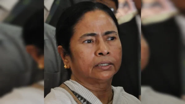 Mamata Banerjee Warns of Dietary Restrictions if BJP Wins in West Bengal