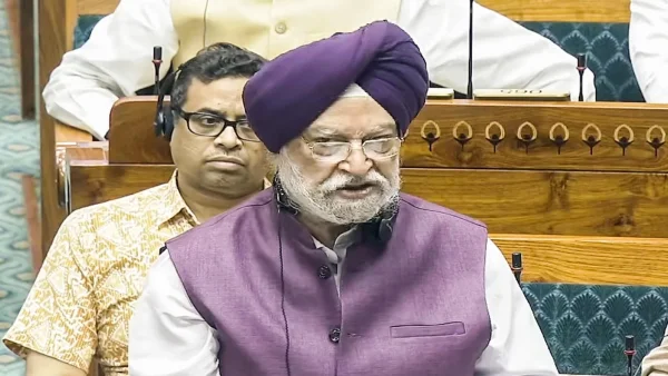 LPG Supply Secure: Minister Puri Confirms No Fuel Shortage, Production Up 28%