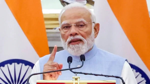 PM Modi Criticizes Congress Over Middle East Remarks; Iran Blames US Officers for School Strike