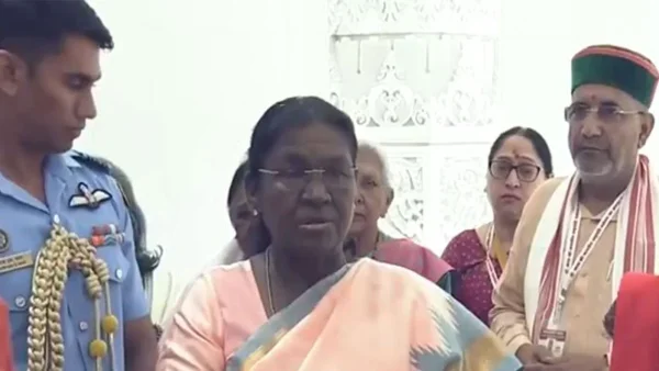 President Murmu Installs Ram Yantra at Ayodhya Temple During Navratri Rituals