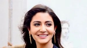 Virat's Flying Kiss and Anushka's Reaction Steal the Show