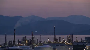 Oil Prices Surge as Iran Tensions Rise