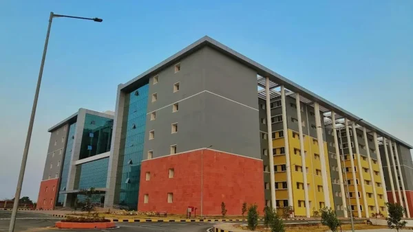 Jharkhand Private Schools Shift to Early Hours Amid Heatwave Alert Nearing 44C