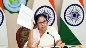 Mamata Blames AIMIM, ISF for Judicial Gherao