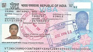 Qatar Suspends Visa-on-Arrival for Pakistanis