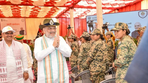 Amit Shah Orders Demolition of Illegal Structures Within 15 km of Border