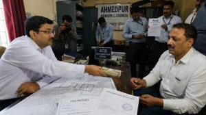 Ahmedpur Civic Expert, Agent Booked for Bribery
