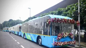 Delhi Govt Rolls Out Special Bus Service for Employees