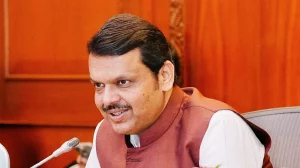 Fadnavis Flies Economy Post Modi's Fuel-Saving Call