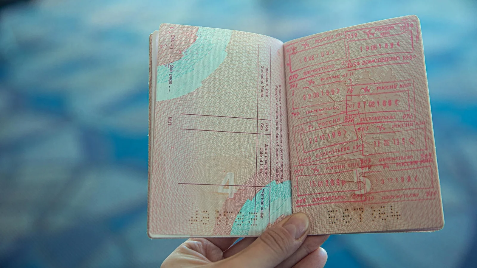 Global Impact of US Green Card Rule: Rubio's Clarification