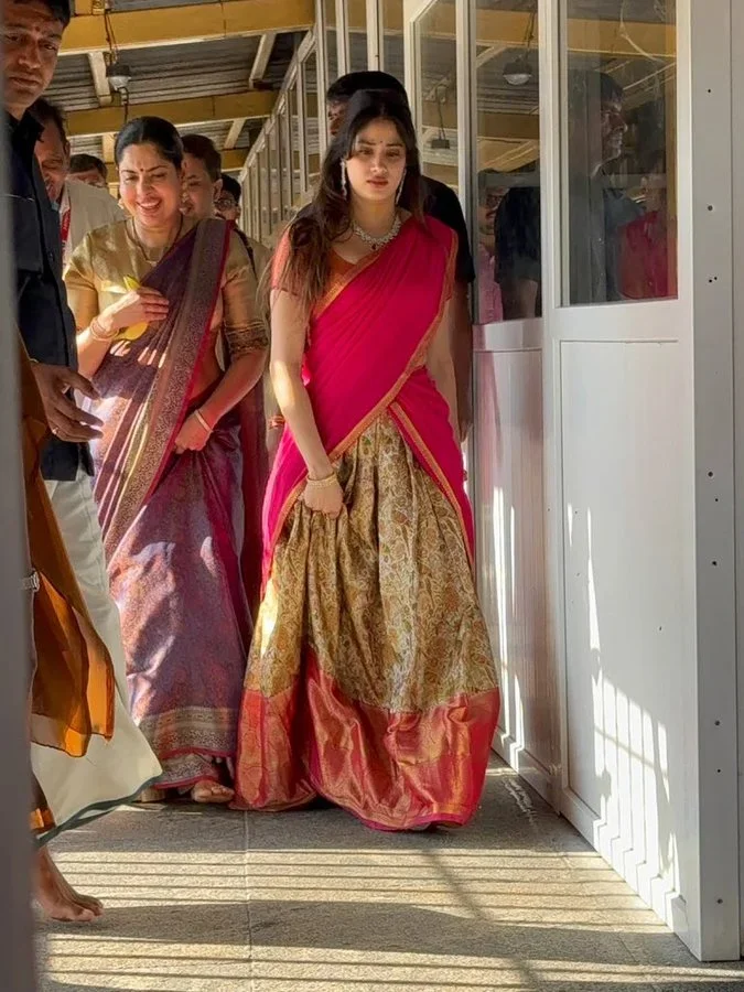 Janhvi Kapoor's birthday pilgrimage to Tirumala: 3,500 steps of devotion