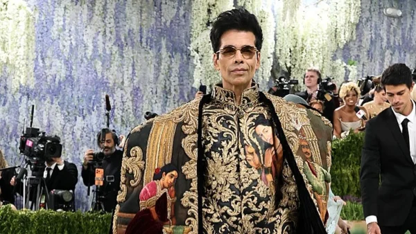Karan Johar’s Instagram Shake-Up: Shah Rukh Khan Out, Priyanka Chopra Stays