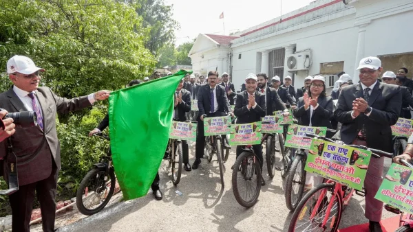 Judges Cycle to Court in Lucknow to Promote Eco-Friendly Transport and Fuel Conservation