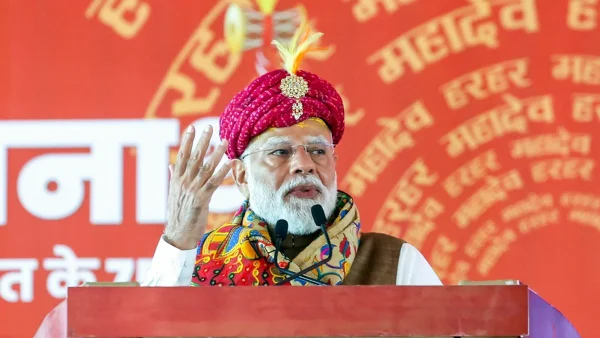 PM Modi to Strengthen Trade, Energy and Tech Ties in UAE, Europe Tour