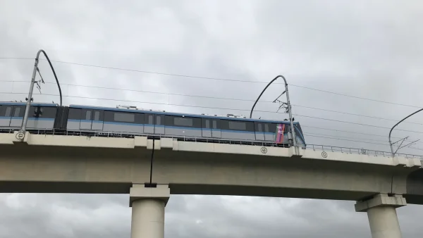 Mumbai Metro Aqua Line Faces 50-Minute Peak Hour Halt, Sparks Commuter Concerns