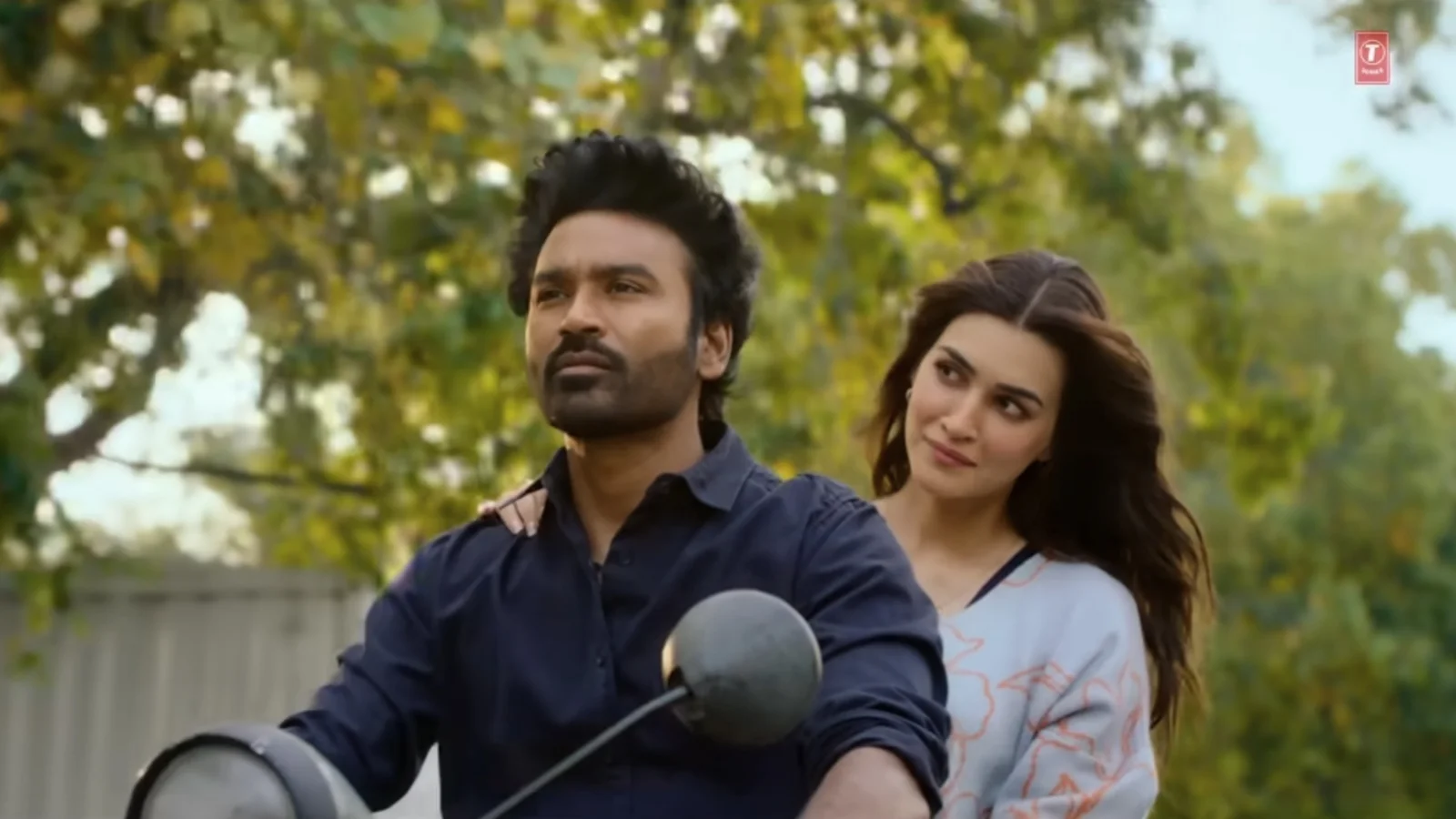 Tere Ishk Mein' Movie Review: When spectacle trumps consent