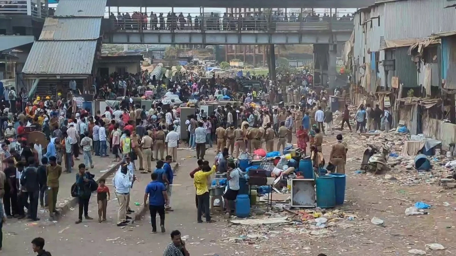 Western Railway's Bold Move: Clearing 400 Illegal Hutments in Bandra