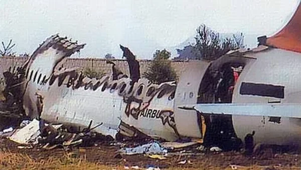 Tragic Plane Crash in France: 11 Skydivers Killed, Investigation Underway