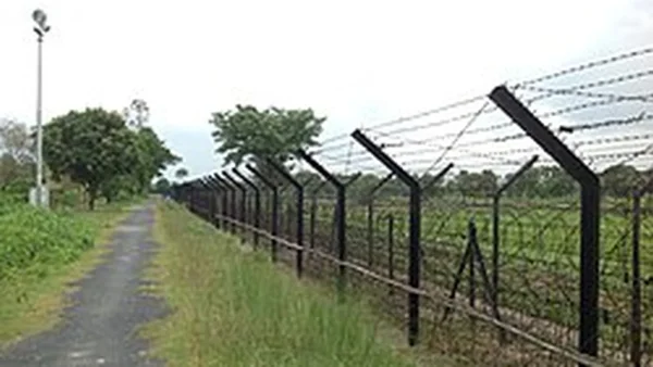 India-Bangladesh Border Talks Focus on Illegal Crossings and Crime Networks