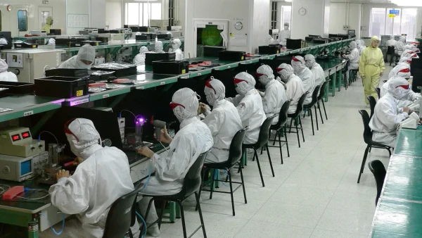 India’s Electronics Export Boom: From Import Dependence to Global Market Leader by 2025