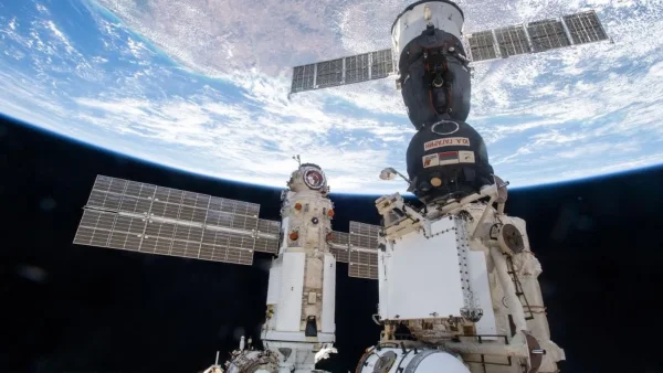 NASA Directs ISS Crew to Shelter as Russian Segment Air Leak Worsens