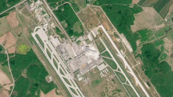 Drone Scare Over Moscow Shuts Airports Amid Rising Cross-Border Tensions