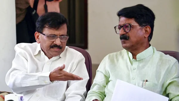 Shiv Sena UBT Faces Crisis as Allegations of Cash-Fuelled Defections Emerge