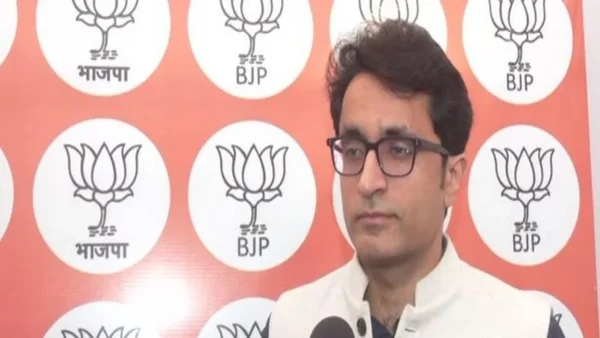 BJP Targets Rahul Gandhi as Tharoor Backs Modi on Indian Sailors’ Safety at G7 Summit