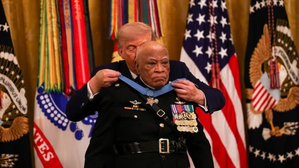 Trump&rsquo;s Medal of Honor Ceremony: Viral Moment Overshadows Heroic Recognition