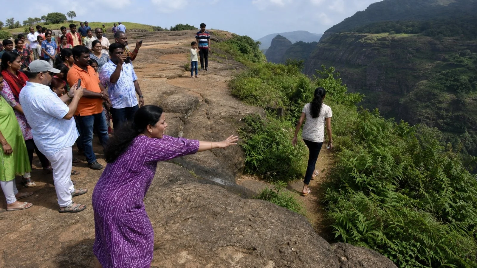 5 times kids got lost while traveling and what parents can learn