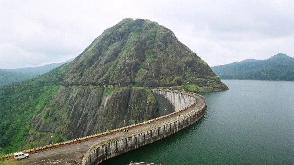 Kerala’s Idukki Dam Releases Water Amid Heavy Rains, Ensuring Safety Protocols