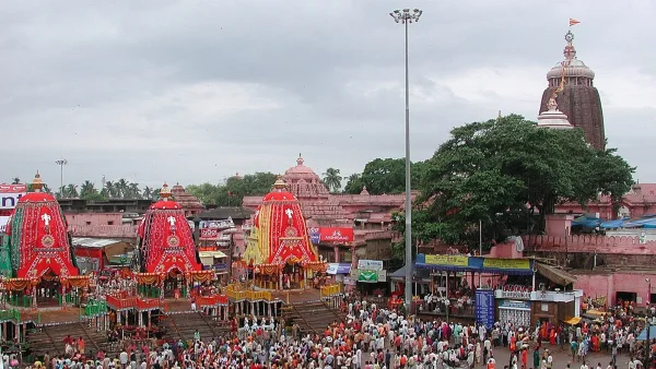 Puri king urges ISKCON to adhere to traditional Rath Yatra dates globally