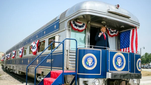 Trump Proposes Unusual White House Football Viewing with Obama and Biden