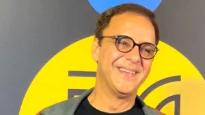 Vidhu Vinod Chopra buys luxury home in Bandra