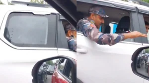 Viral Video Questions VIP Convoy Traffic Rule Compliance